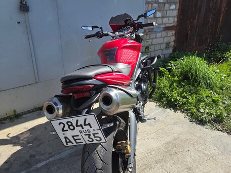 2011 Triumph Street Triple, красный, 500000 рублей, вид 4