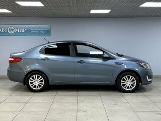 2013 Kia Rio 5-speed III, голубой, 550000 рублей, вид 4