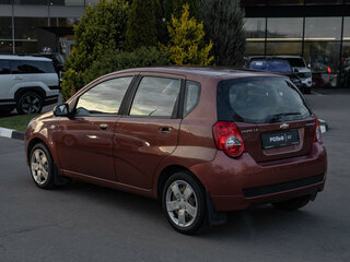 2011 Chevrolet Aveo I Рестайлинг, коричневый, 468000 рублей, вид 5