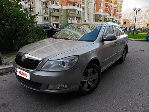 2012 Skoda Octavia II (A5) Рестайлинг, бежевый - вид 6