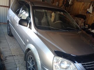 2004 Kia Carens I (RS) Рестайлинг, серебристый, 290000 рублей, вид 1