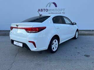 2017 Kia Rio IV, белый, 1045000 рублей, вид 2