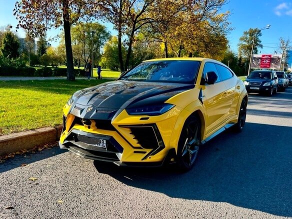 2019 Lamborghini Urus I, жёлтый, 22900000 рублей - вид 1