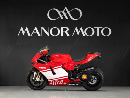 2008 Ducati Desmosedici RR, красный, 11000000 рублей, вид 5