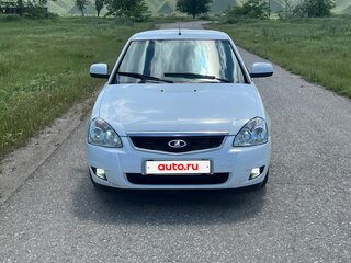 2015 Lada (ВАЗ) Priora I Рестайлинг, белый, 420000 рублей, вид 1