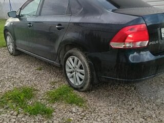 2013 Volkswagen Polo V, чёрный, 560000 рублей, вид 4