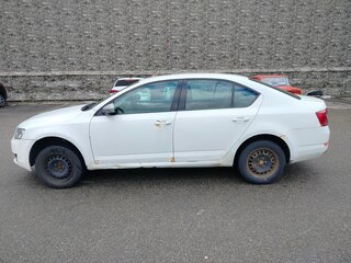 2016 Skoda Octavia III (A7), белый, 590000 рублей, вид 4