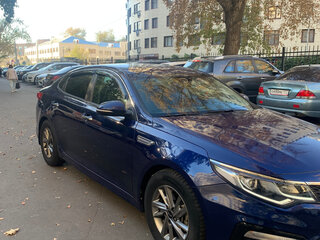 2019 Kia Optima IV Рестайлинг, синий, 1700000 рублей, вид 1
