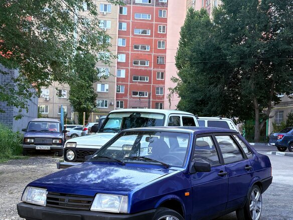 2004 Lada (ВАЗ) 21099, синий, 80000 рублей