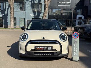 2023 Mini Hatch Cooper III (F55/F56) Рестайлинг 2, чёрный, 2140000 рублей, вид 2