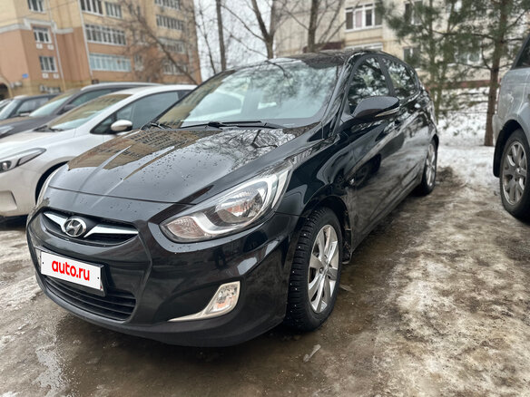 2011 Hyundai Solaris I, чёрный - вид 1