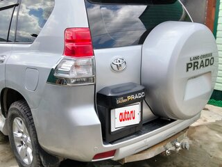 2011 Toyota Land Cruiser Prado 150 Series, серый, 2800000 рублей, вид 2