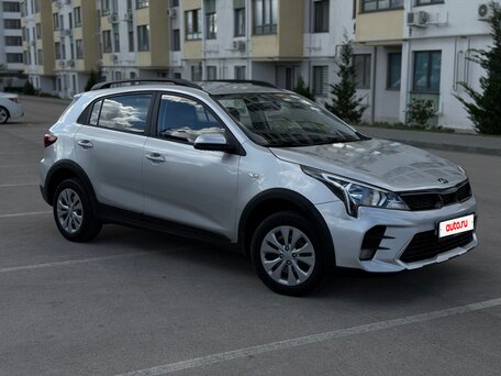 2021 Kia Rio X IV Рестайлинг, серый, 1540000 рублей, вид 5