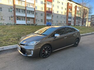 2013 Toyota Prius III Рестайлинг (XW30), коричневый, 1150000 рублей, вид 2