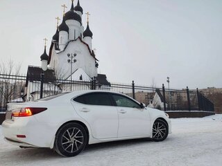 2016 Lexus ES 200 VI Рестайлинг, белый, 2700000 рублей, вид 2