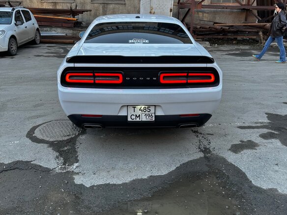 2018 Dodge Challenger III Рестайлинг 2, белый, 3590000 рублей - вид 9