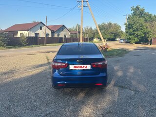 2013 Kia Rio III, синий, 620000 рублей, вид 3