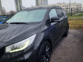 2020 Kia Carnival III, чёрный, 4250000 рублей, вид 1