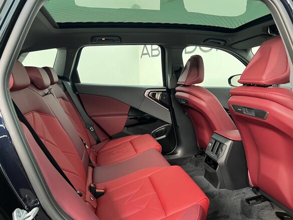 2025 BMW X3 Long 30L xDrive IV (G45/G48), чёрный, 7770000 рублей - вид 11