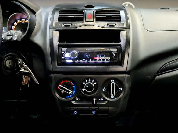 2023 Lada (ВАЗ) Granta I Рестайлинг, белый, 565000 рублей - вид 14