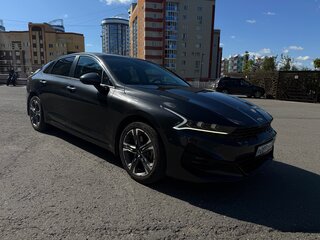 2021 Kia K5 III, серый, 2590000 рублей, вид 3