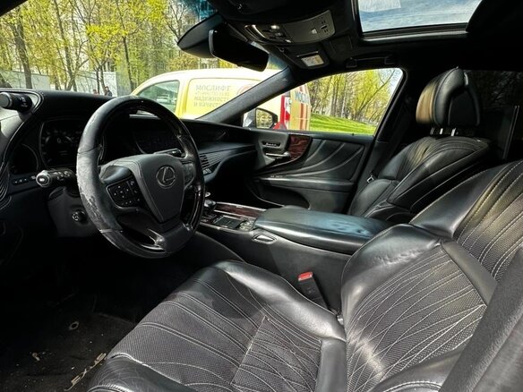 2018 Lexus LS 500 V, чёрный, 3620000 рублей - вид 4