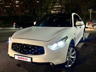 2010 Infiniti FX37 II (S51), белый, 1550000 рублей, вид 4