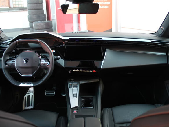 2024 Peugeot 408 III, красный, 3604727 рублей - вид 10