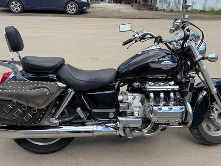 1997 Honda Valkyrie 1500, чёрный, 589000 рублей, вид 3