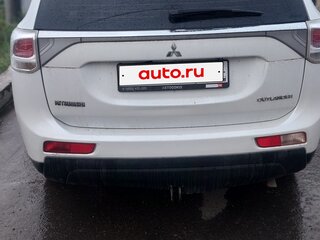 2014 Mitsubishi Outlander III, белый, 1300000 рублей, вид 5