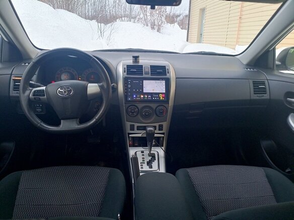 2012 Toyota Corolla X (E140, E150) Рестайлинг, белый, 1350000 рублей - вид 4