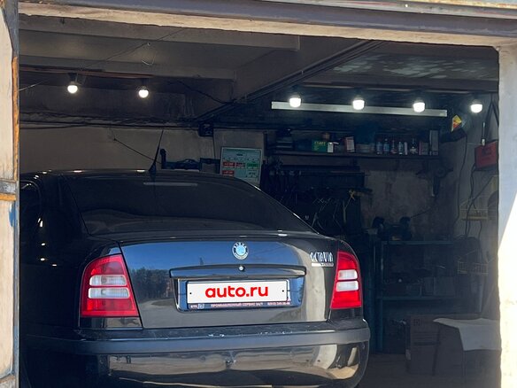 2010 Skoda Octavia I (A4) Рестайлинг, чёрный, 520000 рублей - вид 1