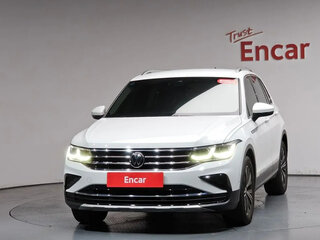 2021 Volkswagen Tiguan II Рестайлинг, белый, 2240000 рублей, вид 3