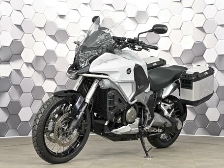 2012 Honda VFR 1200X (Crosstourer), белый, 877000 рублей, вид 2