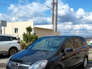 2011 Opel Zafira B Рестайлинг, чёрный, 800000 рублей, вид 1