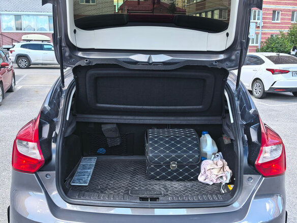 2014 Ford Focus III, коричневый, 850000 рублей - вид 2
