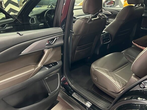 2021 Mazda CX-9 II Рестайлинг, чёрный, 4400000 рублей - вид 7