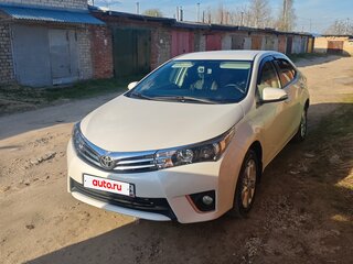 2015 Toyota Corolla XI (E160, E170, E180), белый, 1480000 рублей, вид 1