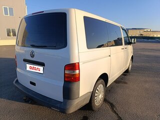 2006 Volkswagen Caravelle T5, белый, 1100000 рублей, вид 4