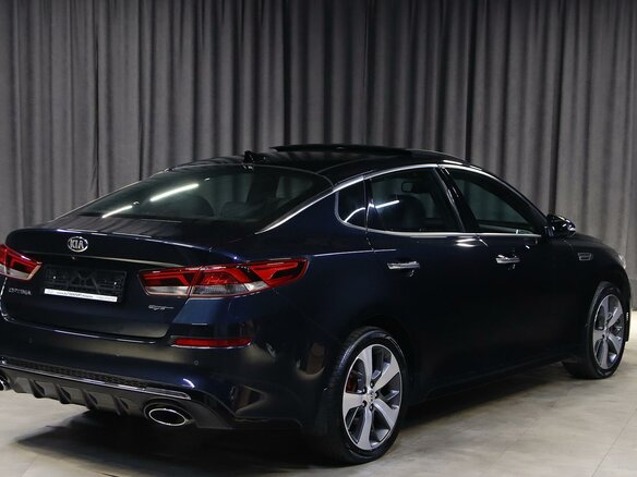2018 Kia Optima IV Рестайлинг, синий, 1649000 рублей - вид 1