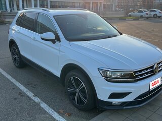 2020 Volkswagen Tiguan II, белый, 3000000 рублей, вид 2