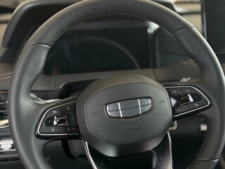 2026 Geely Okavango I Рестайлинг, серый, 4085990 рублей, вид 3
