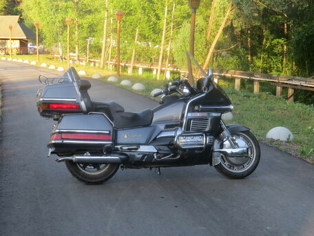 1988 Honda GL 1500 Gold Wing, серый, 530000 рублей, вид 5