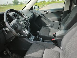 2013 Volkswagen Tiguan I Рестайлинг, белый, 1080000 рублей, вид 4