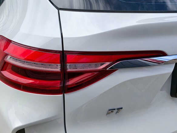 2023 Haval F7 I Рестайлинг, белый, 1899900 рублей - вид 9