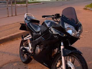 Honda CBR 125R