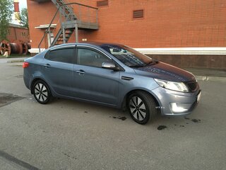 2014 Kia Rio 4-speed III, голубой, 950000 рублей, вид 3
