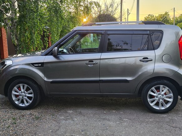 2013 Kia Soul I Рестайлинг, серебристый, 770000 рублей - вид 7