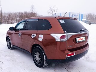 2013 Mitsubishi Outlander III, коричневый, 1350000 рублей, вид 5