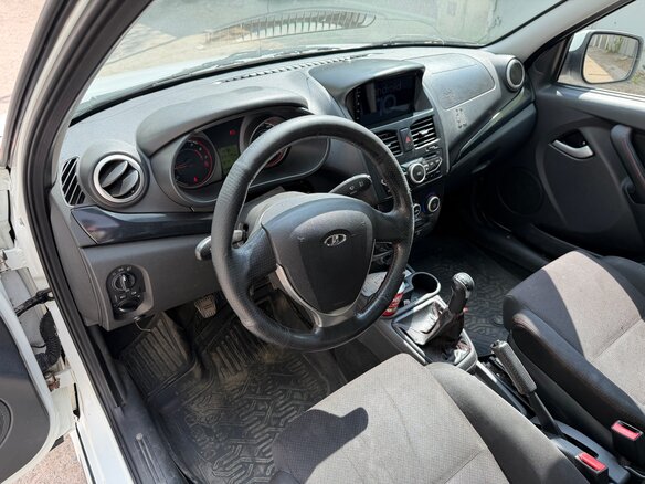 2015 Lada (ВАЗ) Kalina Sport II, белый, 610000 рублей - вид 6